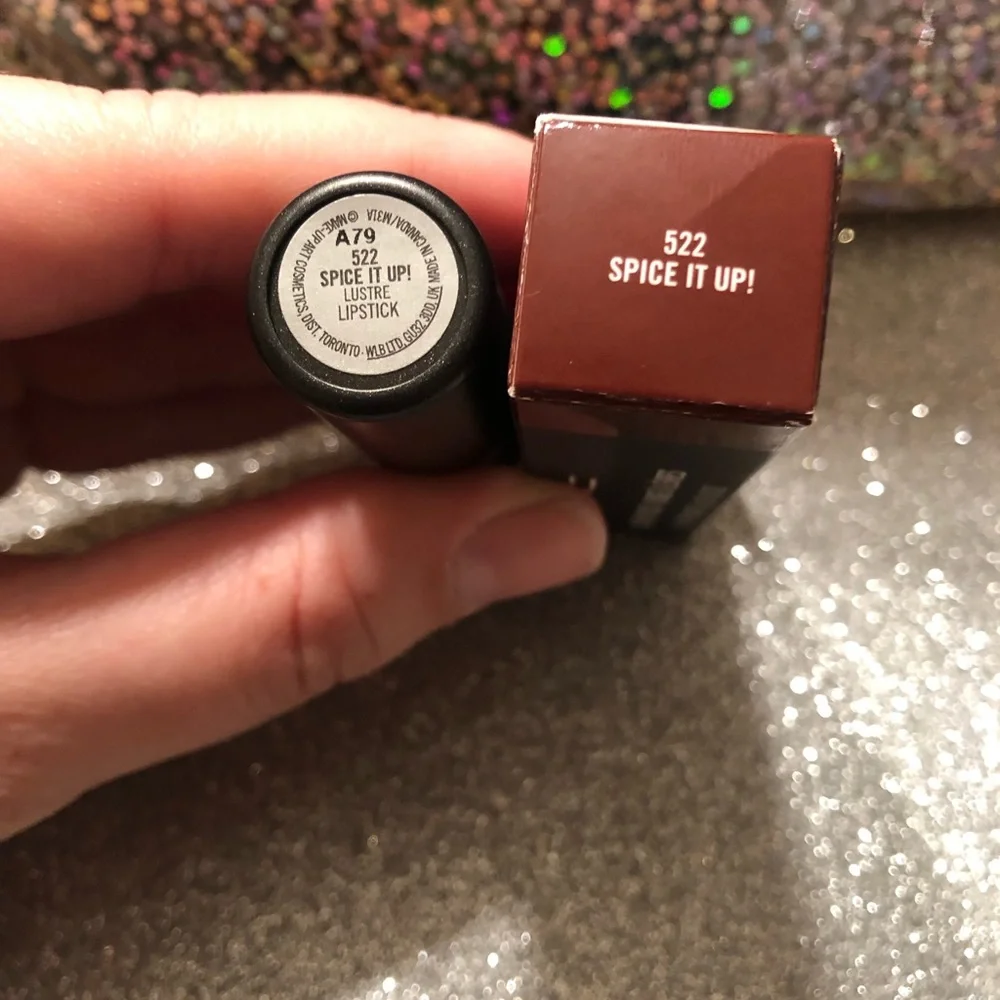 BNIB! MAC Lustre Lipstick 💄 in Spice It Up! 522